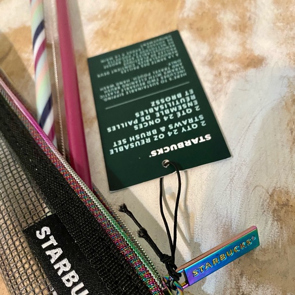 NWT Starbucks Iridescent Holiday 2020 Straw Set